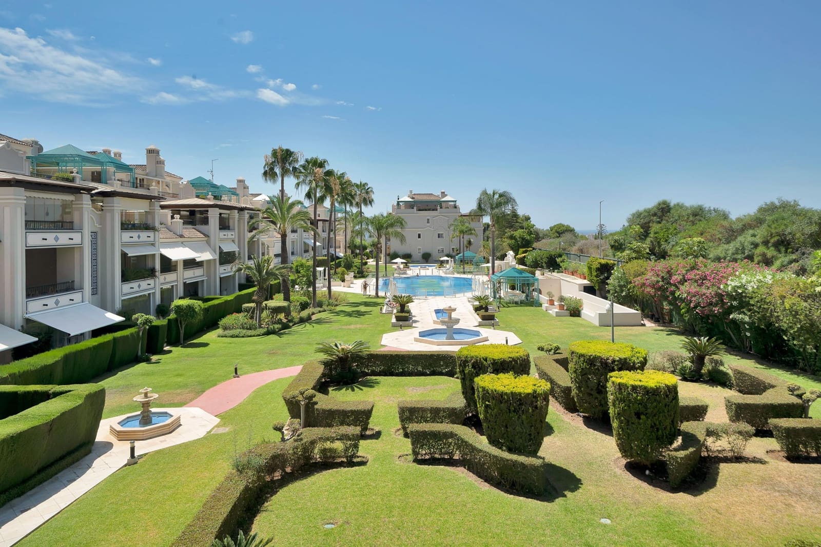 3 Zimmer Apartment zu verkaufen in Marbella mit Pool Garage - 1.850.000 € (Ref: 10031967)