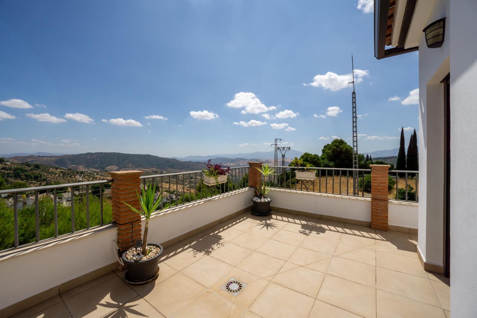 3 chambre Villa/Maison à vendre à Casarabonela avec piscine garage - 1 300 000 € (Ref: 10035556)