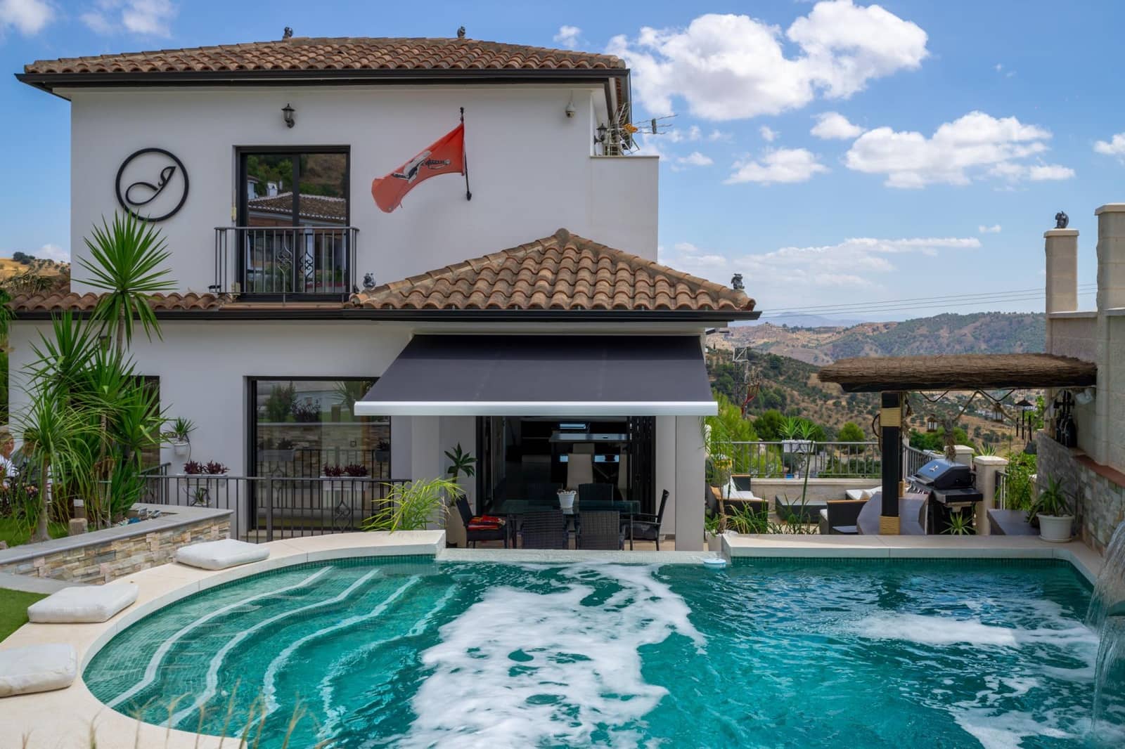 3 chambre Villa/Maison à vendre à Casarabonela avec piscine garage - 1 300 000 € (Ref: 10035556)