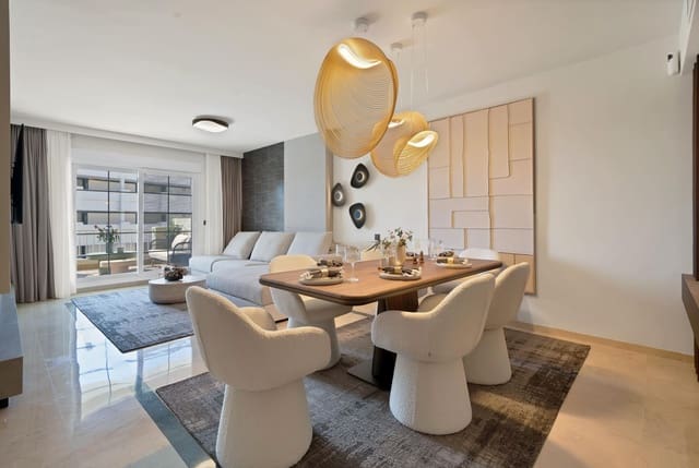 Apartamento de 2 habitaciones en Marbella en venta con piscina garaje - 1.100.000 € (Ref: 10043205)