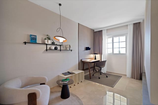 Apartamento de 2 habitaciones en Marbella en venta con piscina garaje - 1.100.000 € (Ref: 10043205)