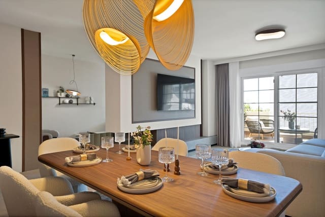 Apartamento de 2 habitaciones en Marbella en venta con piscina garaje - 1.100.000 € (Ref: 10043205)