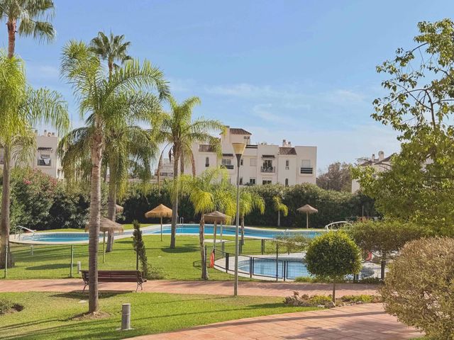 2 soverom Leilighet til salgs i Marbella med svømmebasseng - € 385 000 (Ref: 10047522)