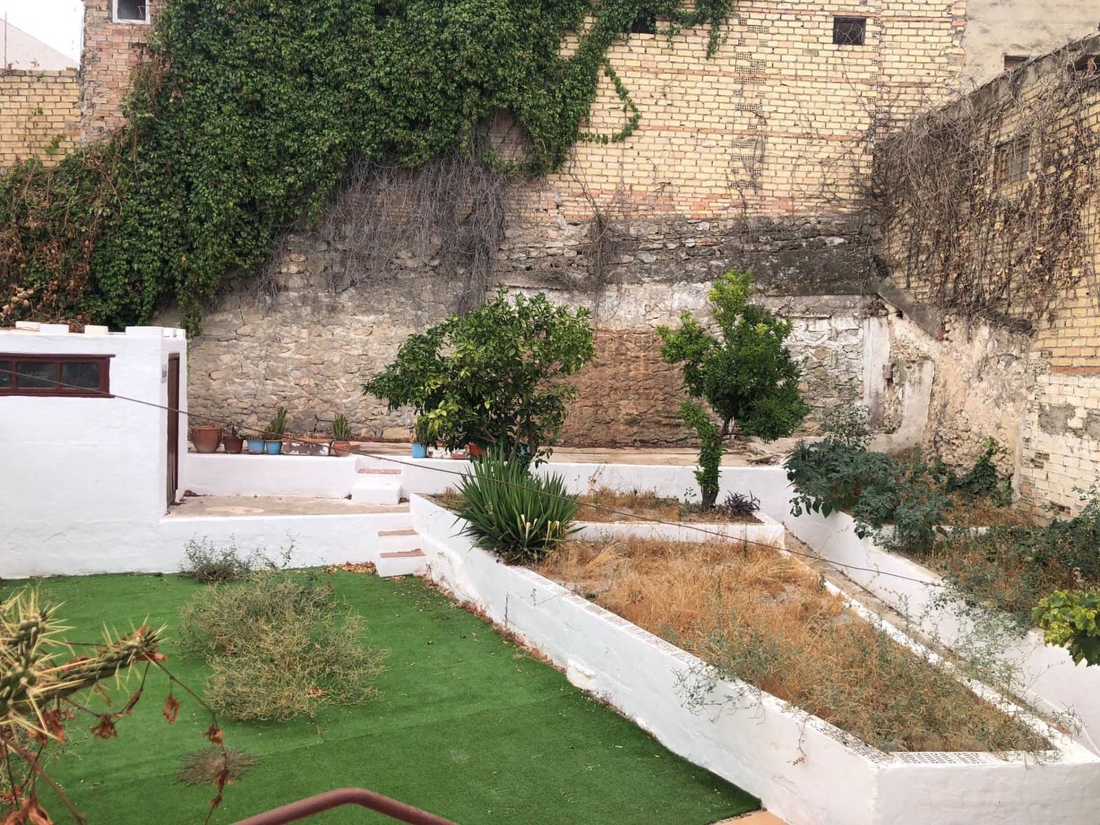 4 bedroom Finca/Country House for sale in Cuevas de San Marcos - € 168,000 (Ref: 10055536)