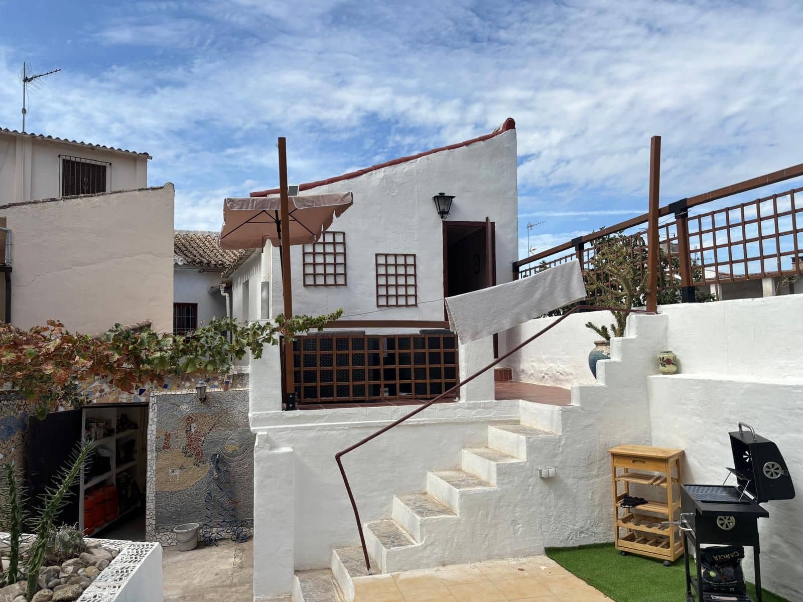 4 slaapkamer Rijtjeshuis te koop in Cuevas de San Marcos - € 159.000 (Ref: 10055536)
