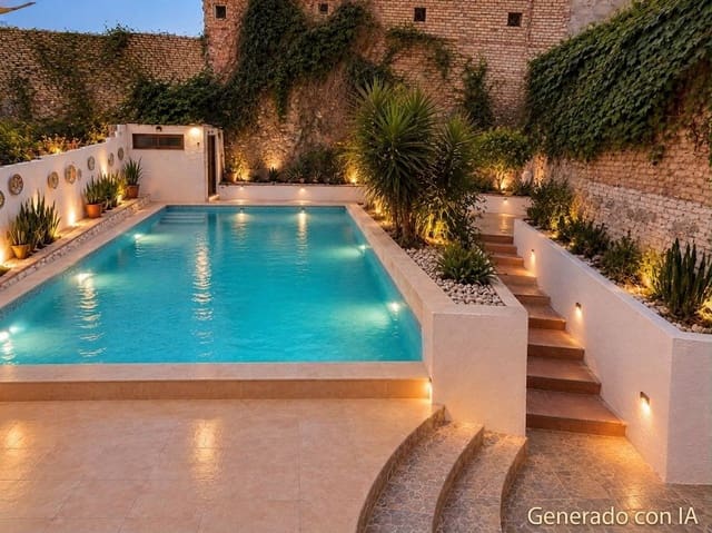 Adosado de 4 habitaciones en Cuevas de San Marcos en venta - 159.000 € (Ref: 10055536)