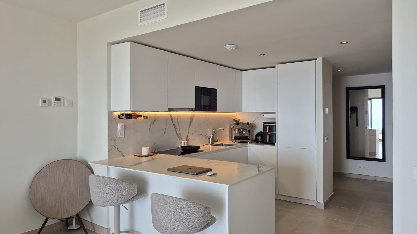 3 bedroom Penthouse for rent in Benalmadena with pool garage - € 3,400 (Ref: 10064620)
