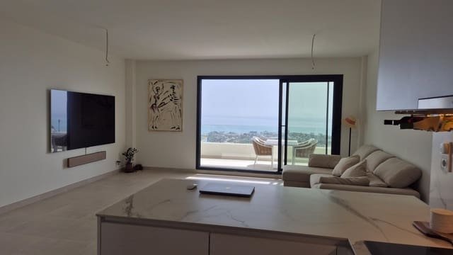 Penthouse de 3 chambres à louer à Benalmádena avec piscine garage - 3 400 € (Ref: 10064620)