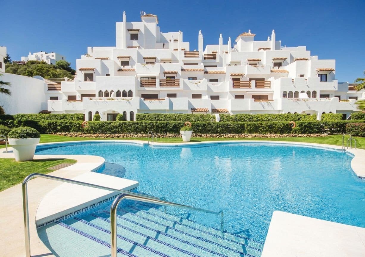 2 camera da letto Appartamento da affittare in Estepona con piscina garage - 1.750 € (Rif: 10064621)