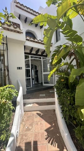 3 sovrum Semi-fristående Villa att hyra i Benalmádena med pool - 2 200 € (Ref: 10064622)