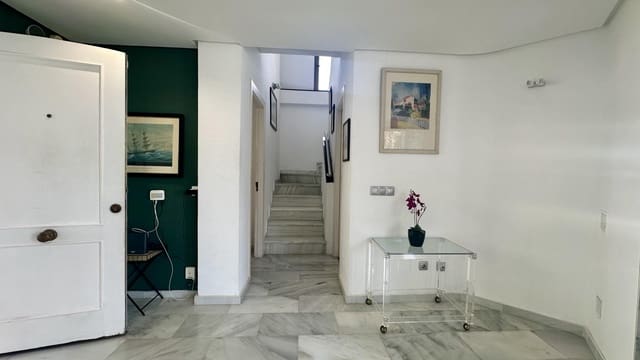 3 sovrum Semi-fristående Villa att hyra i Benalmádena med pool - 2 200 € (Ref: 10064622)