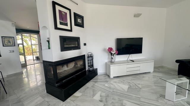 3 sovrum Semi-fristående Villa att hyra i Benalmádena med pool - 2 200 € (Ref: 10064622)