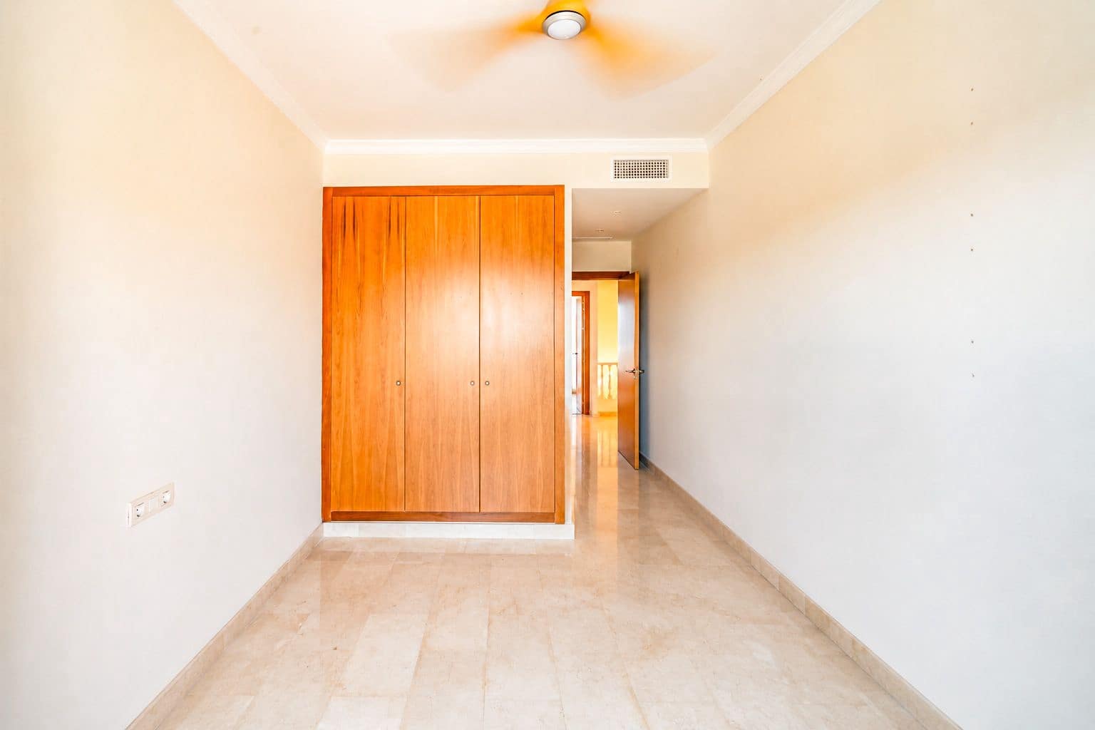 3 bedroom Terraced Villa for sale in Estepona with pool - € 525,000 (Ref: 10076630)
