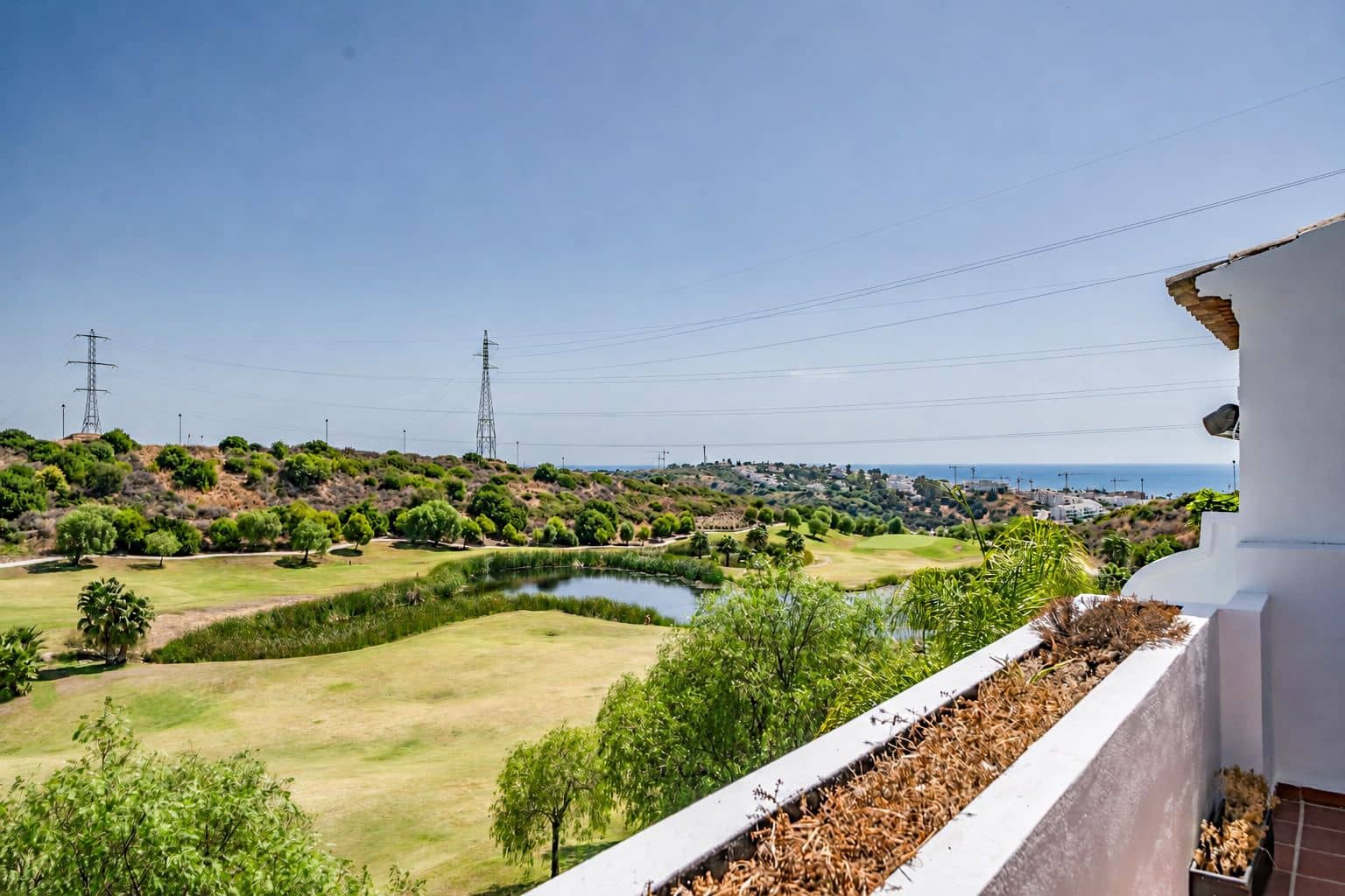 3 bedroom Terraced Villa for sale in Estepona with pool - € 525,000 (Ref: 10076630)