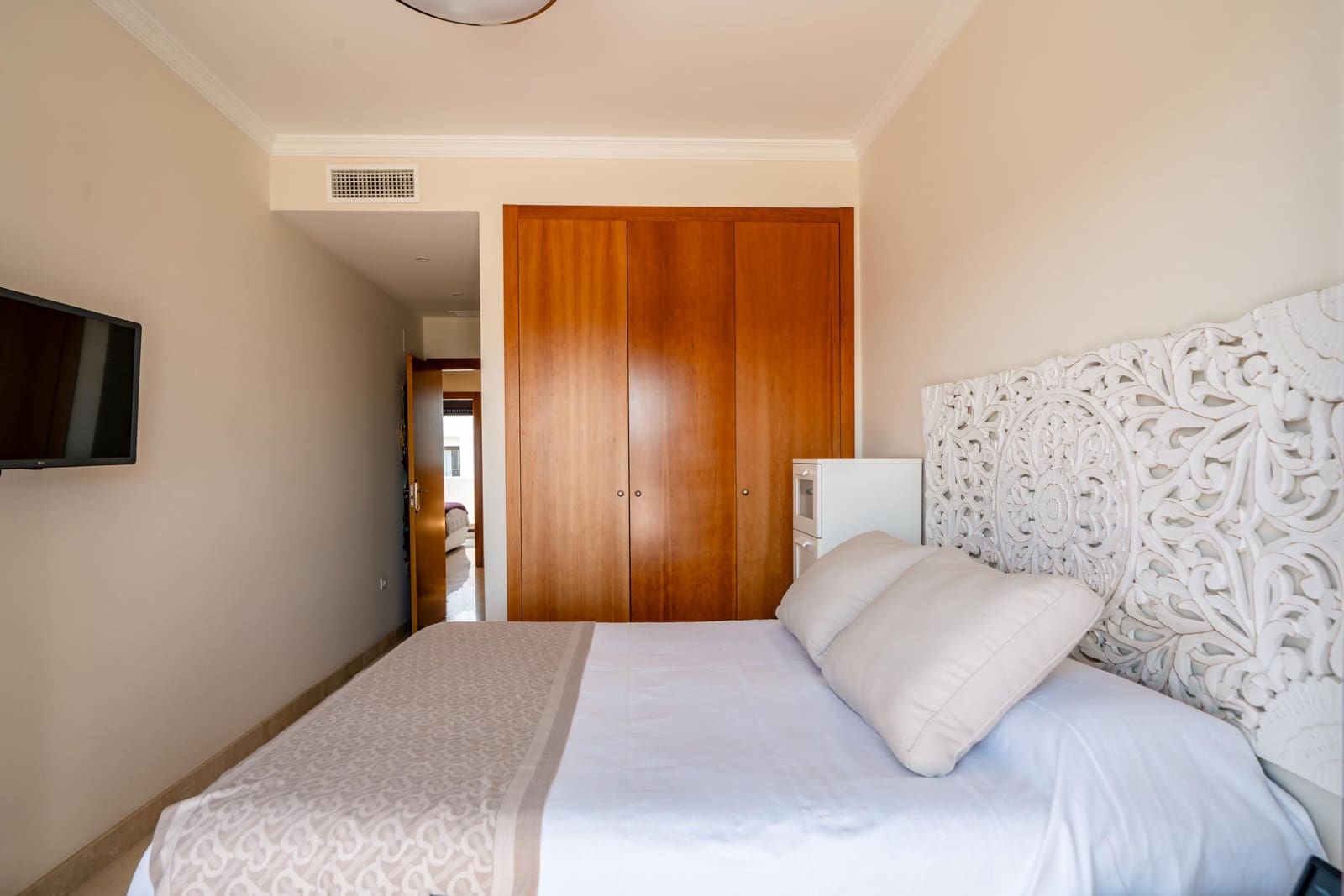 3 bedroom Terraced Villa for sale in Estepona with pool - € 525,000 (Ref: 10076630)