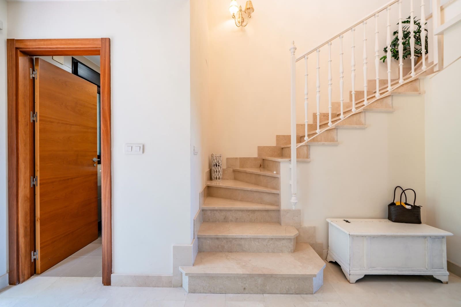 3 bedroom Terraced Villa for sale in Estepona with pool - € 525,000 (Ref: 10076630)