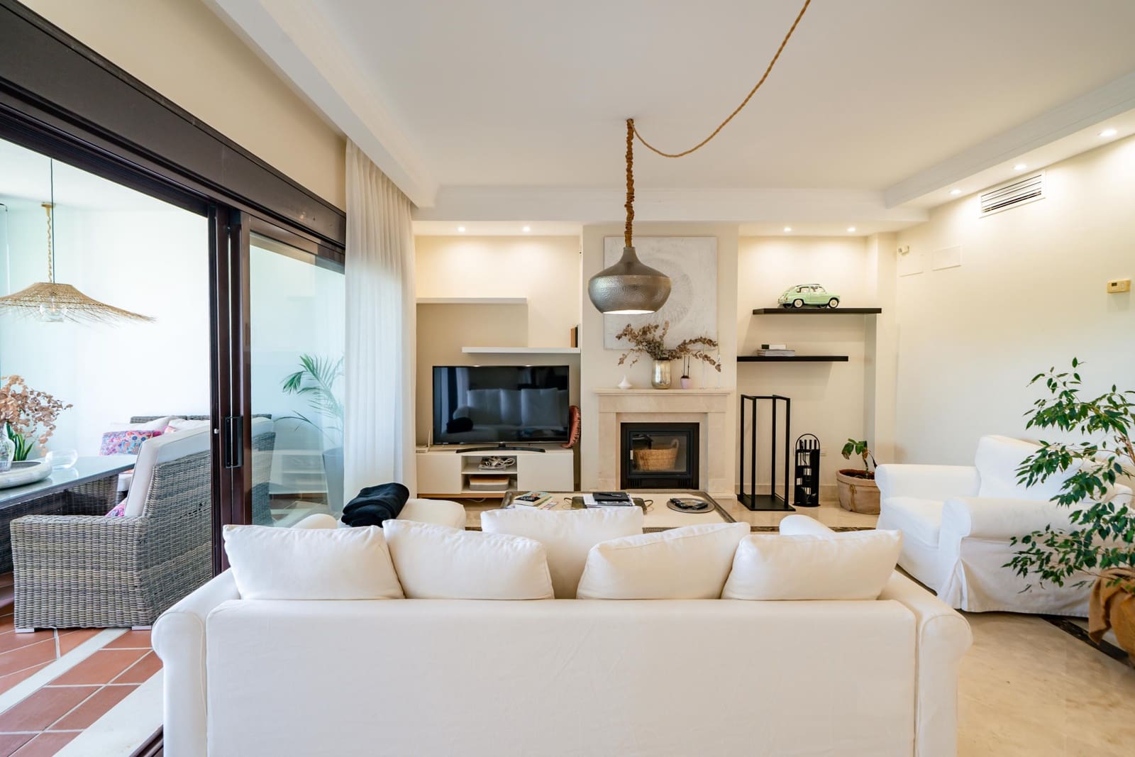 3 bedroom Terraced Villa for sale in Estepona with pool - € 525,000 (Ref: 10076630)