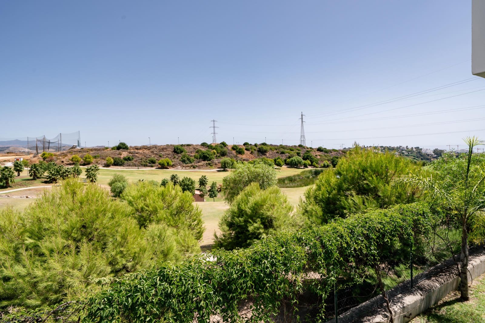 3 bedroom Terraced Villa for sale in Estepona with pool - € 525,000 (Ref: 10076630)