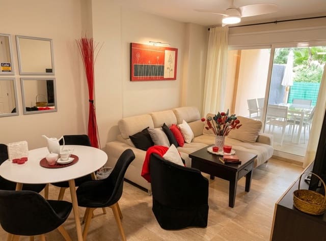 2 soveværelse Lejlighed til leje i Santa Clara, Marbella med swimmingpool garage - € 1.800 (Ref: 10076631)