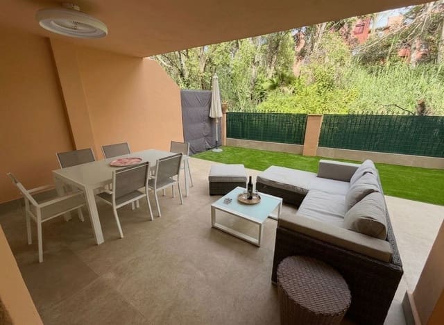 2 soveværelse Lejlighed til leje i Santa Clara, Marbella med swimmingpool garage - € 1.800 (Ref: 10076631)