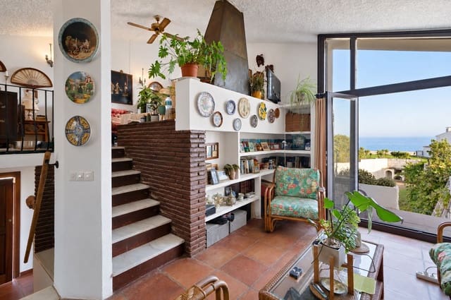 3 Zimmer Doppelhaus zu verkaufen in Bahía Dorada, Estepona mit Garage - 657.000 € (Ref: 10081133)