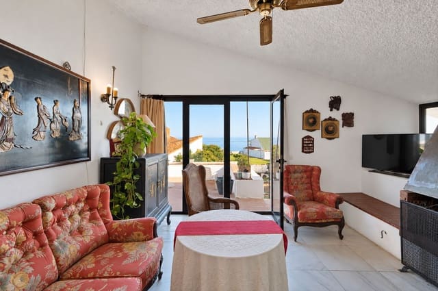 3 Zimmer Doppelhaus zu verkaufen in Bahía Dorada, Estepona mit Garage - 657.000 € (Ref: 10081133)