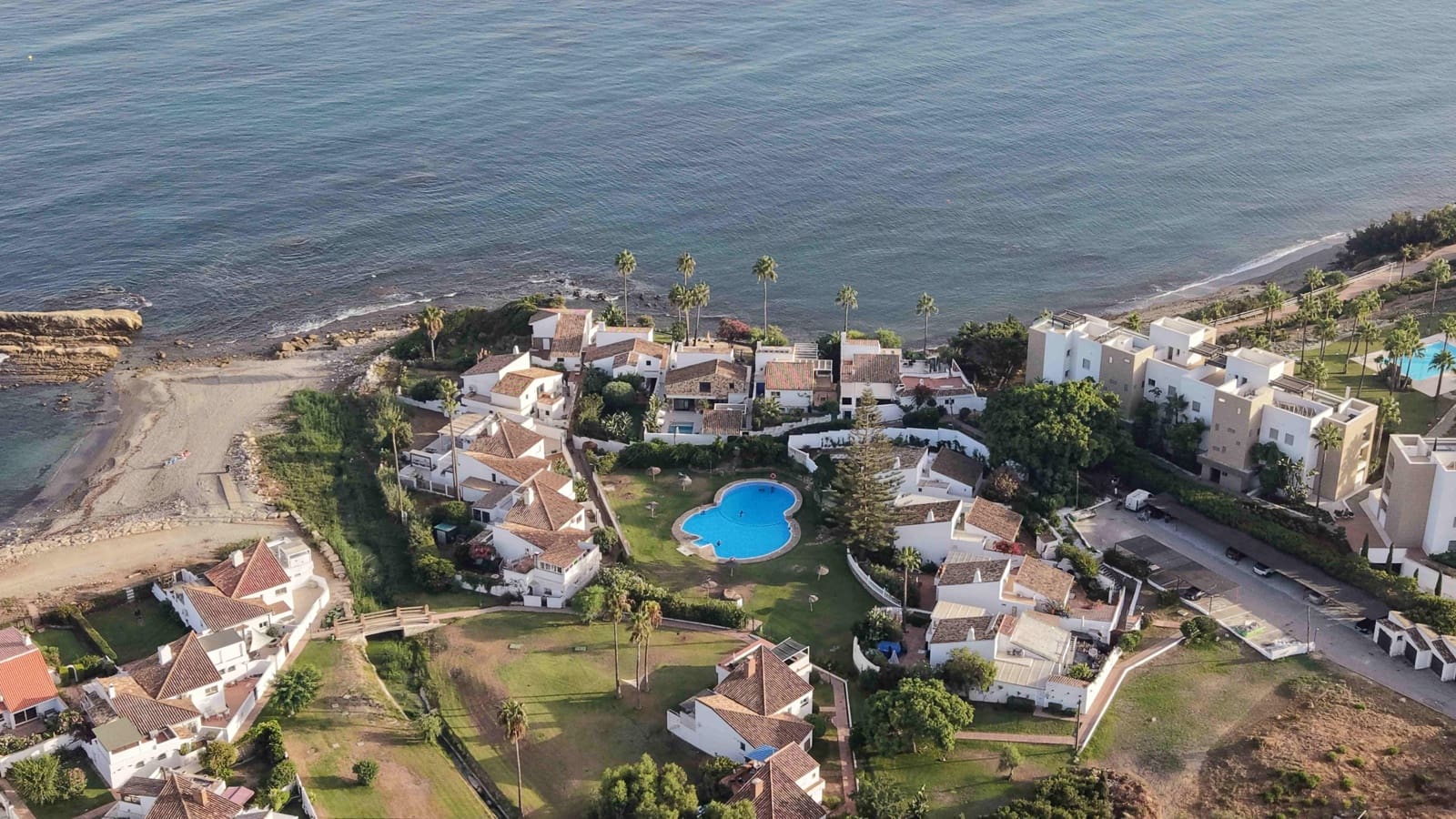 3 Zimmer Doppelhaus zu verkaufen in Bahia Dorada mit Garage - 657.000 € (Ref: 10081133)
