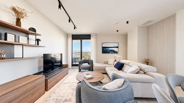 3 soverom Leilighet til salgs i Martiricos, Málaga by med svømmebasseng garasje - € 497 000 (Ref: 10086424)