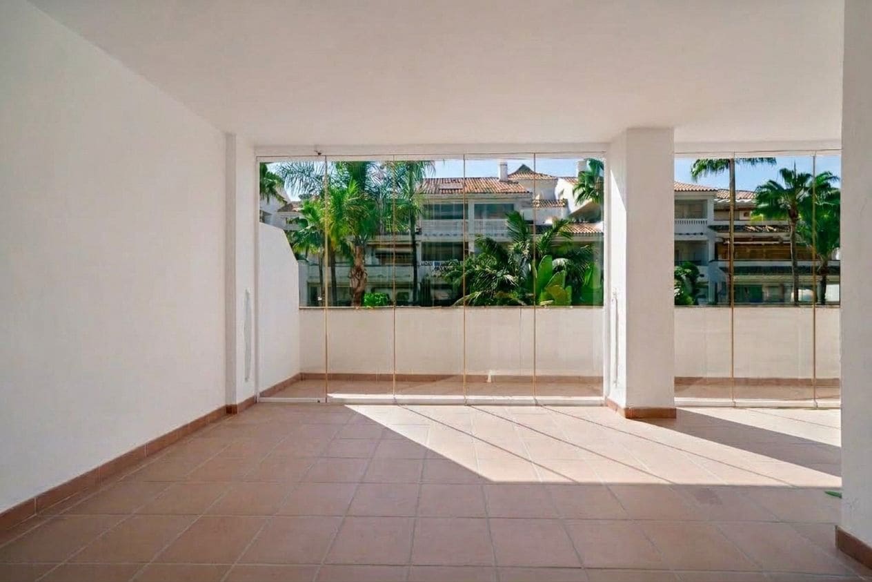 2 makuuhuone Huoneisto myytävänä paikassa Marbella mukana uima-altaan 
autotalli - 1 290 000 € (Ref: 10098356)
