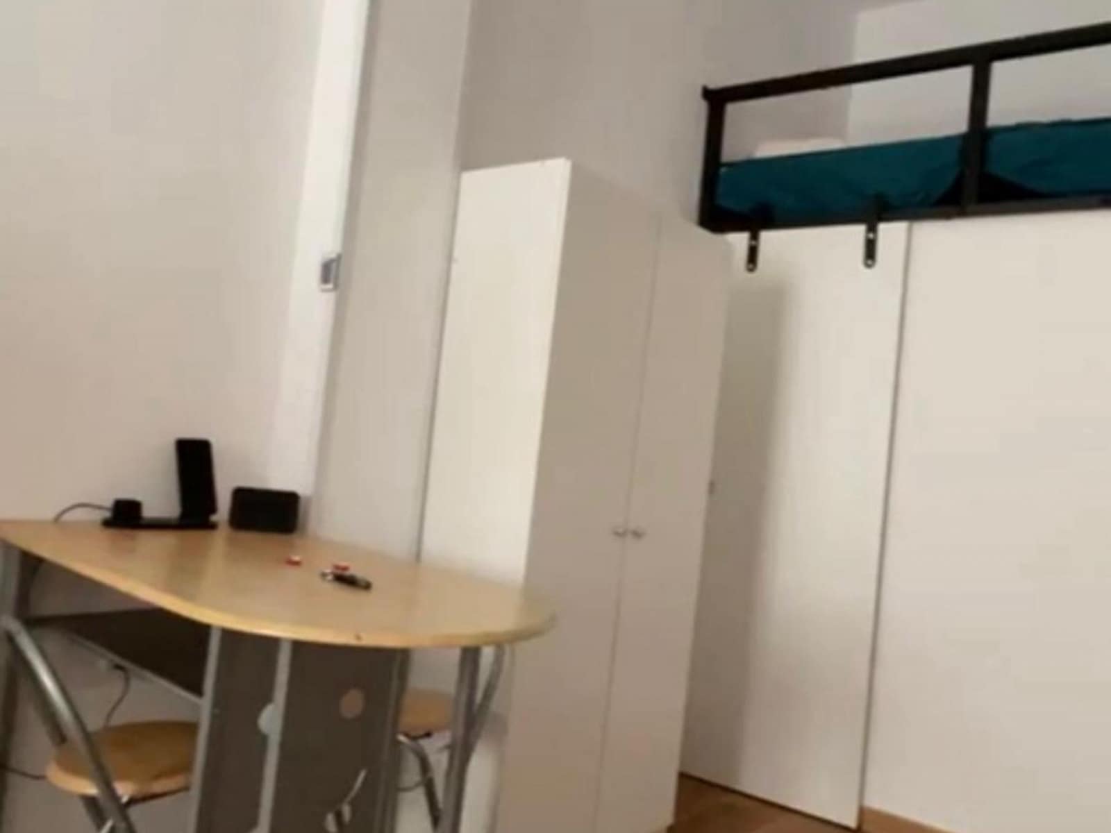 Adosado de 6 habitaciones en Ojen en venta con garaje - 630.000 € (Ref: 10098357)