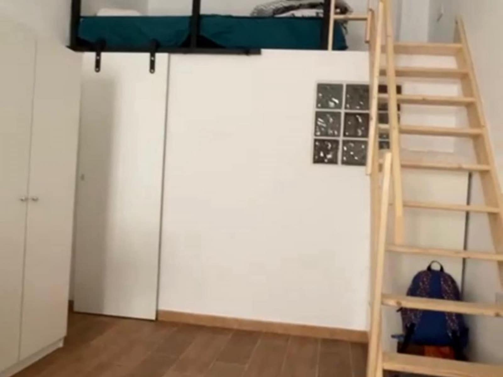 Adosado de 6 habitaciones en Ojen en venta con garaje - 630.000 € (Ref: 10098357)