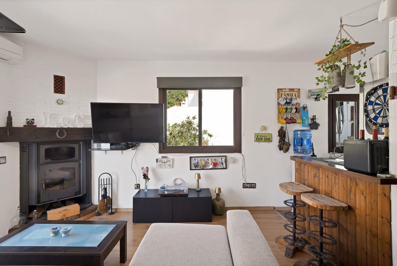 Adosado de 6 habitaciones en Ojen en venta con garaje - 630.000 € (Ref: 10098357)
