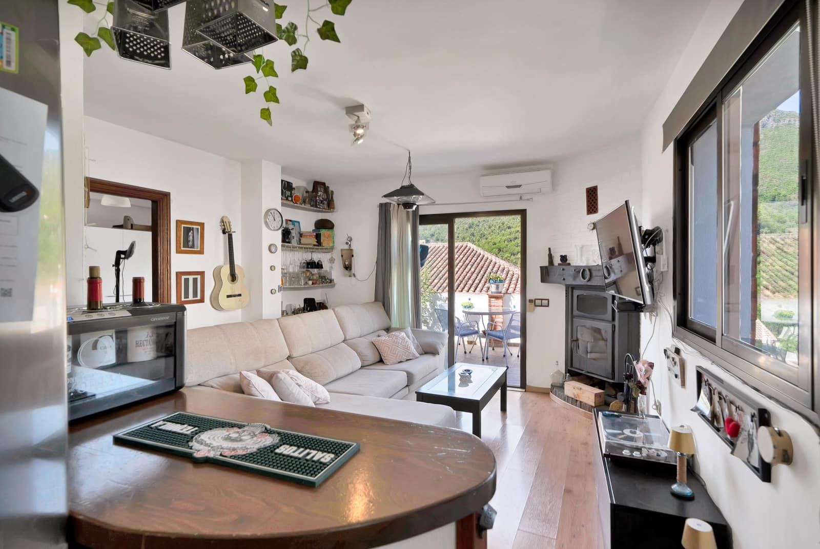 Adosado de 6 habitaciones en Ojen en venta con garaje - 630.000 € (Ref: 10098357)