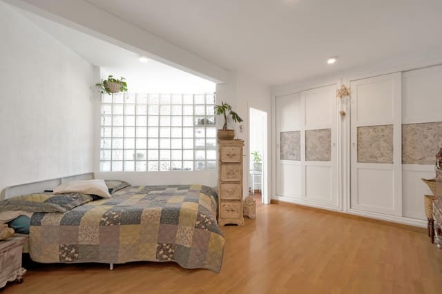 1 soverom Leilighet til salgs i Marbella - € 299 000 (Ref: 10120140)
