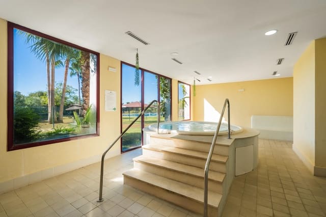 3 sovrum Lägenhet till salu i Los Flamingos, Benahavís med pool garage - 399 000 € (Ref: 10120141)