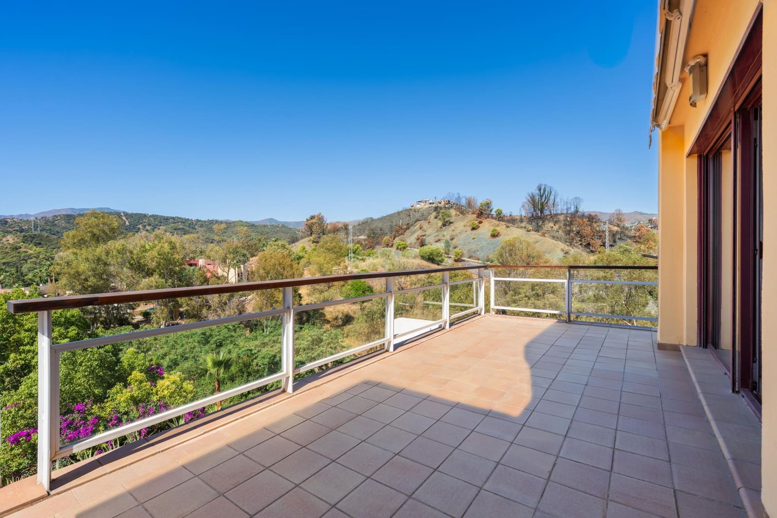 3 sovrum Lägenhet till salu i Los Flamingos med pool garage - 399 000 € (Ref: 10120141)