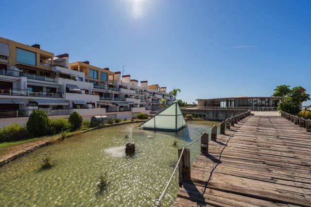 3 quarto Apartamento para venda em Los Flamingos, Benahavís com piscina garagem - 399 000 € (Ref: 10120141)