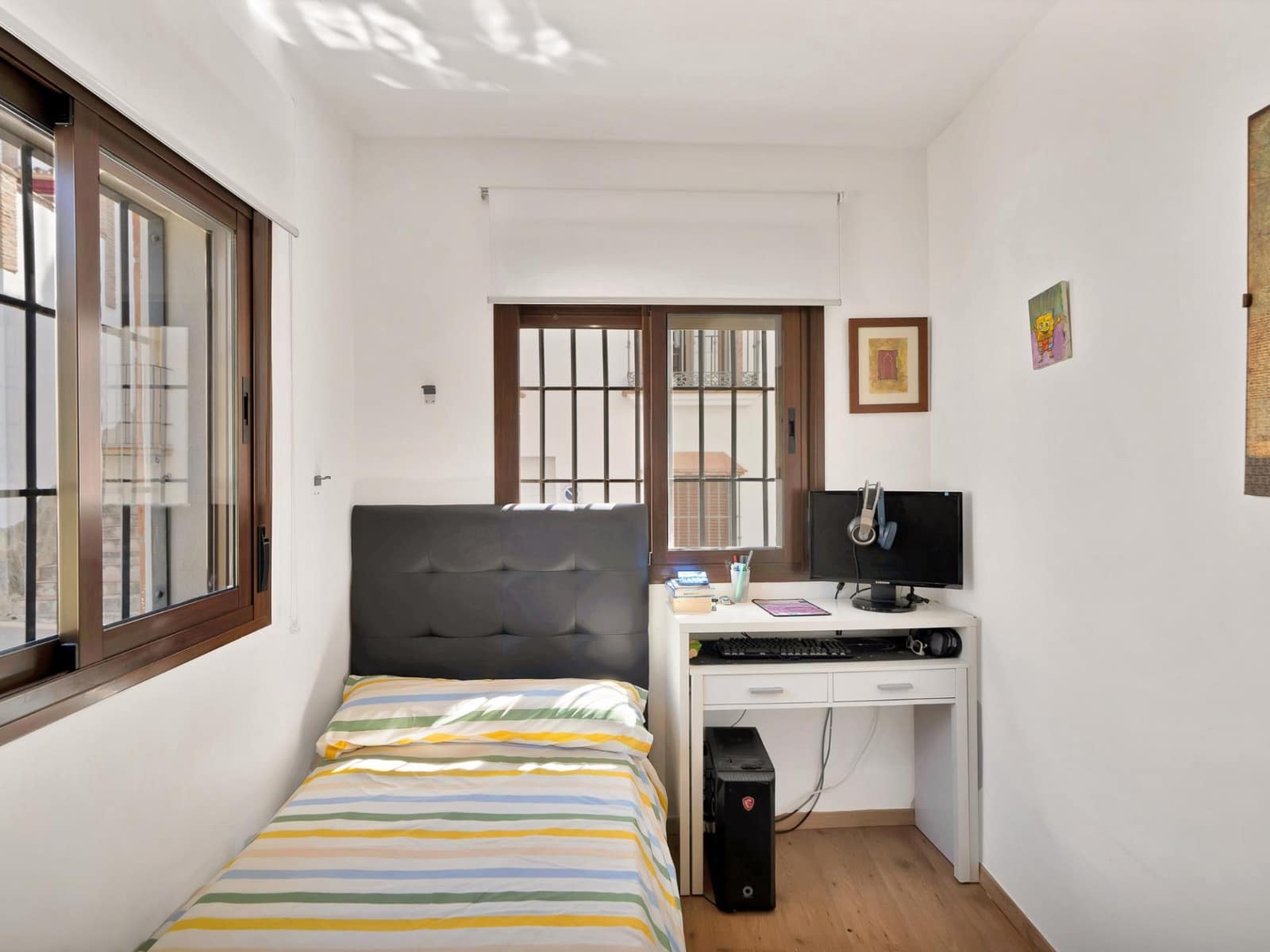 6 Zimmer Reihenhaus zu verkaufen in Ojen mit Garage - 650.000 € (Ref: 10129385)