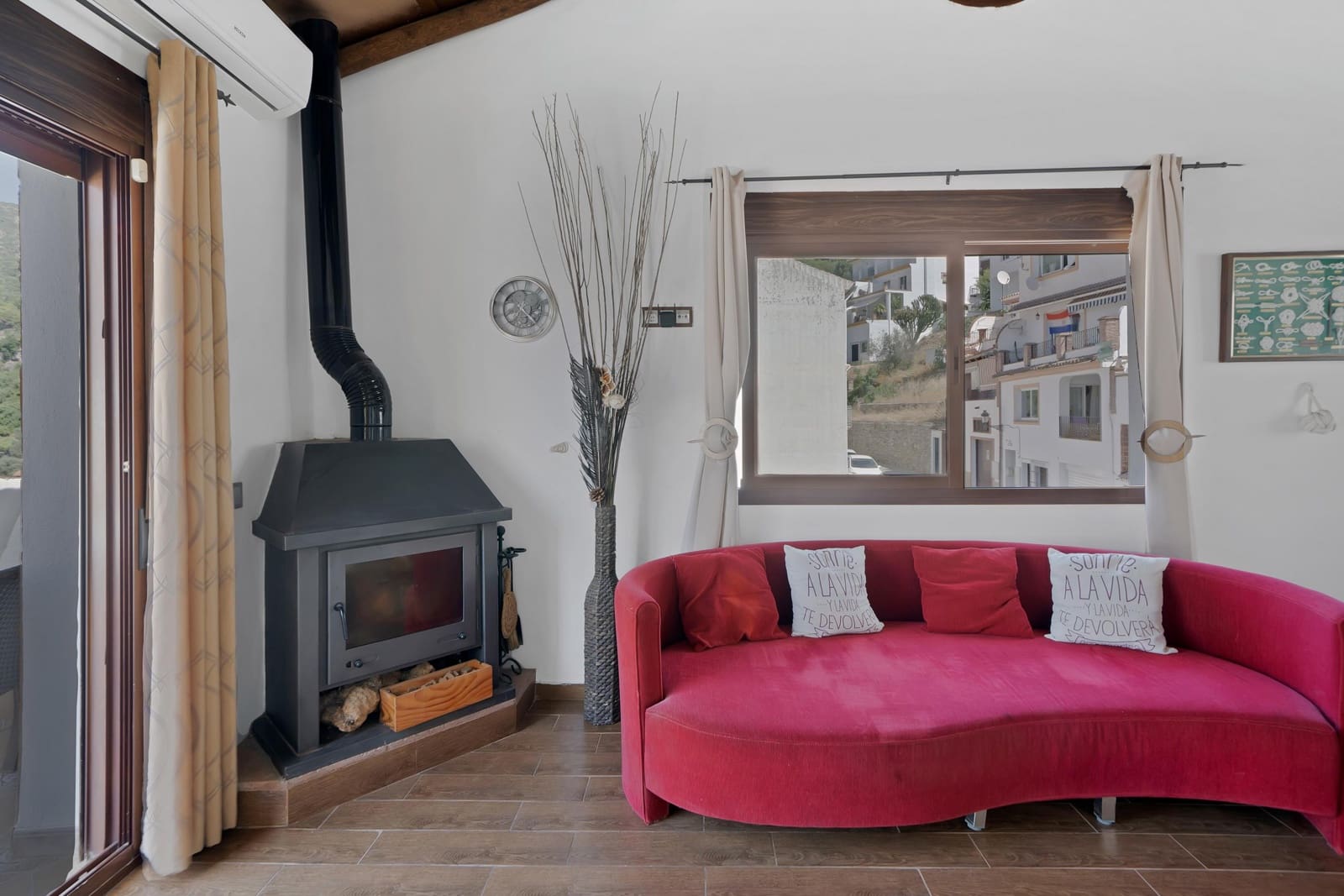 6 Zimmer Reihenhaus zu verkaufen in Ojen mit Garage - 650.000 € (Ref: 10129385)
