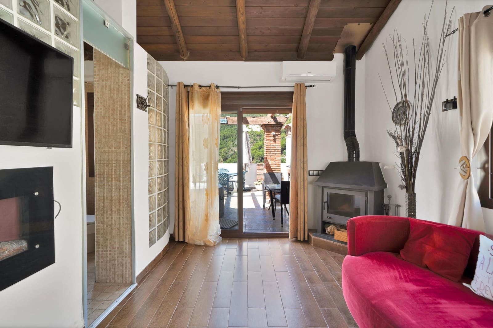 6 Zimmer Reihenhaus zu verkaufen in Ojen mit Garage - 650.000 € (Ref: 10129385)