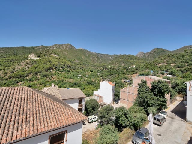 6 Zimmer Reihenhaus zu verkaufen in Ojen mit Garage - 650.000 € (Ref: 10129385)