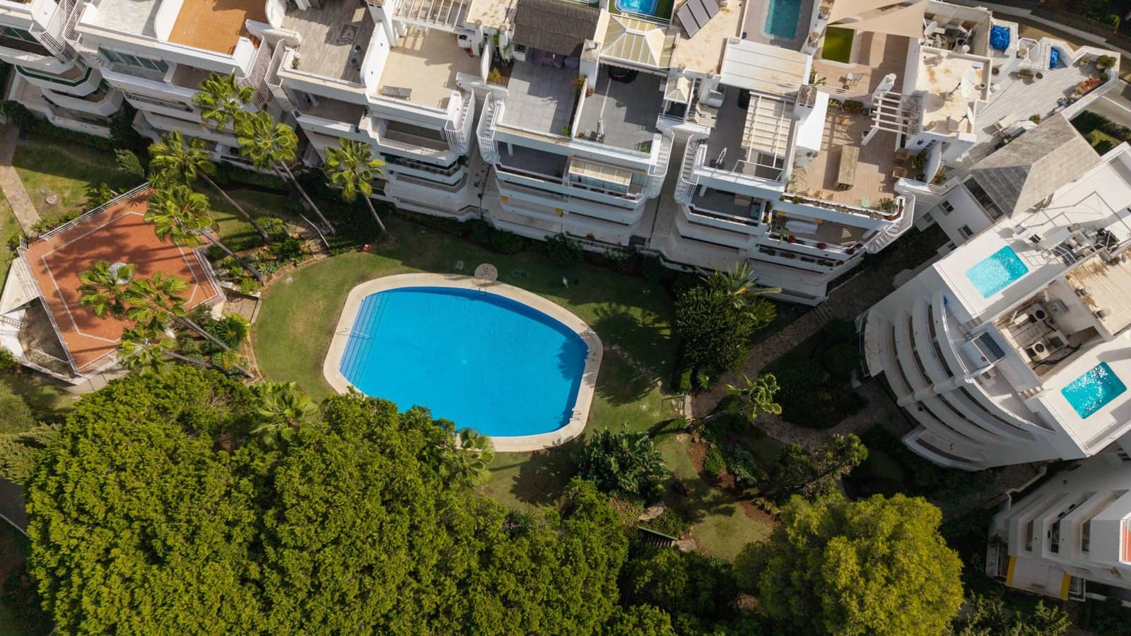 3 bedroom Apartment for sale in Rio Real with pool garage - € 675,000 (Ref: 10136014)
