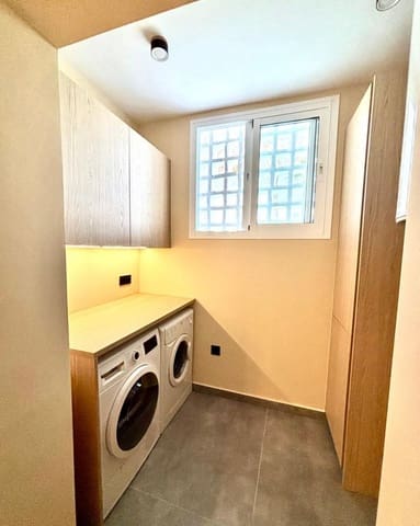 1 slaapkamer Appartement te koop in Puerto Banus, Marbella met zwembad garage - € 745.000 (Ref: 10139925)