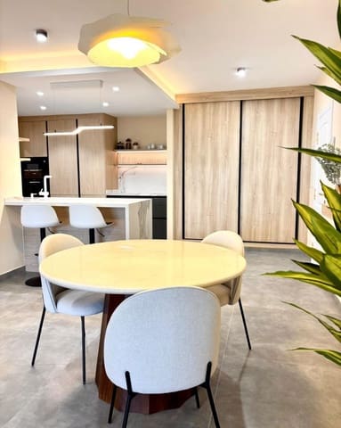 1 slaapkamer Appartement te koop in Puerto Banus, Marbella met zwembad garage - € 745.000 (Ref: 10139925)