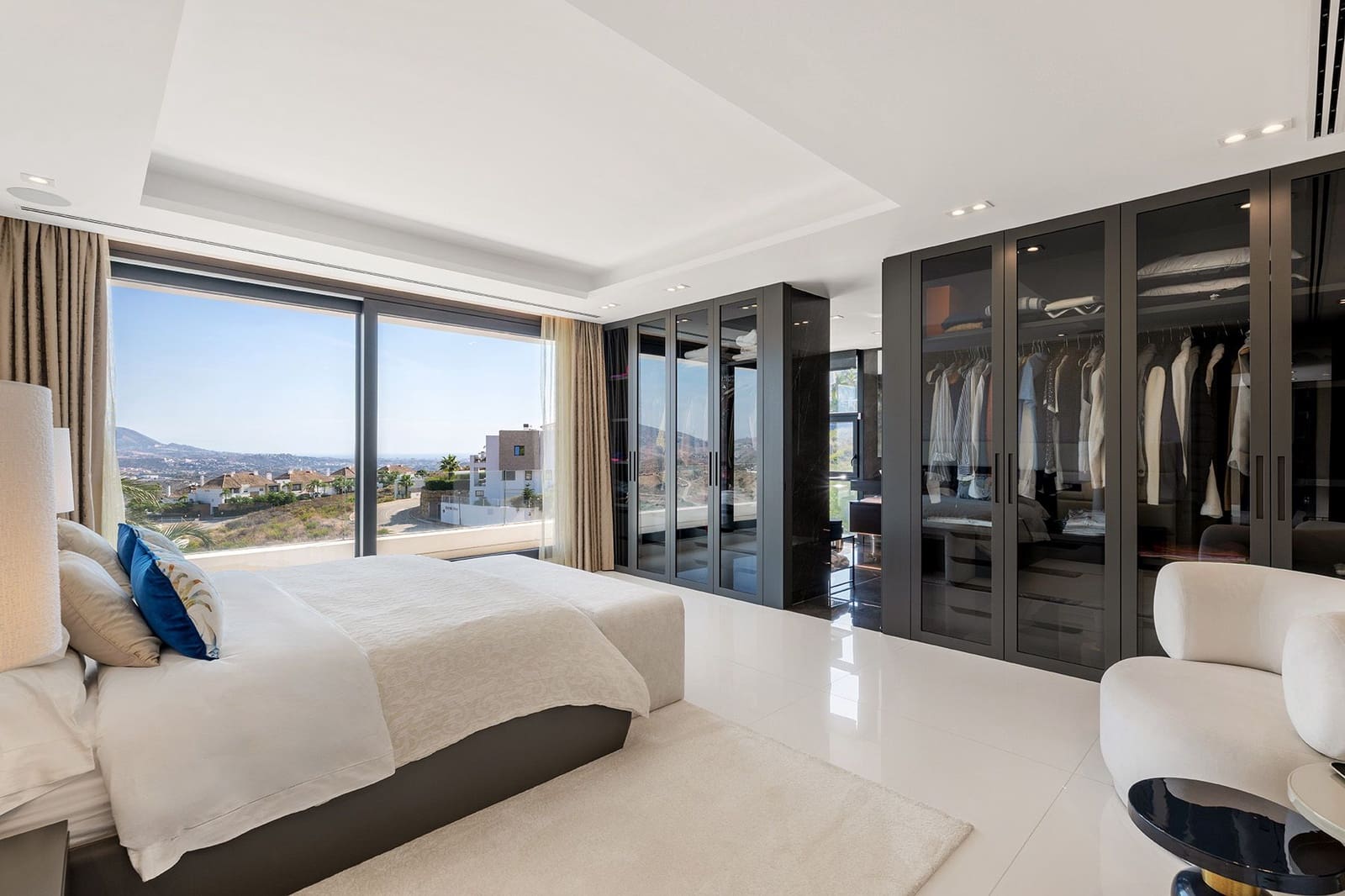 4 soveværelse Villa til salg i Mijas med swimmingpool garage - € 3.750.000 (Ref: 10142579)