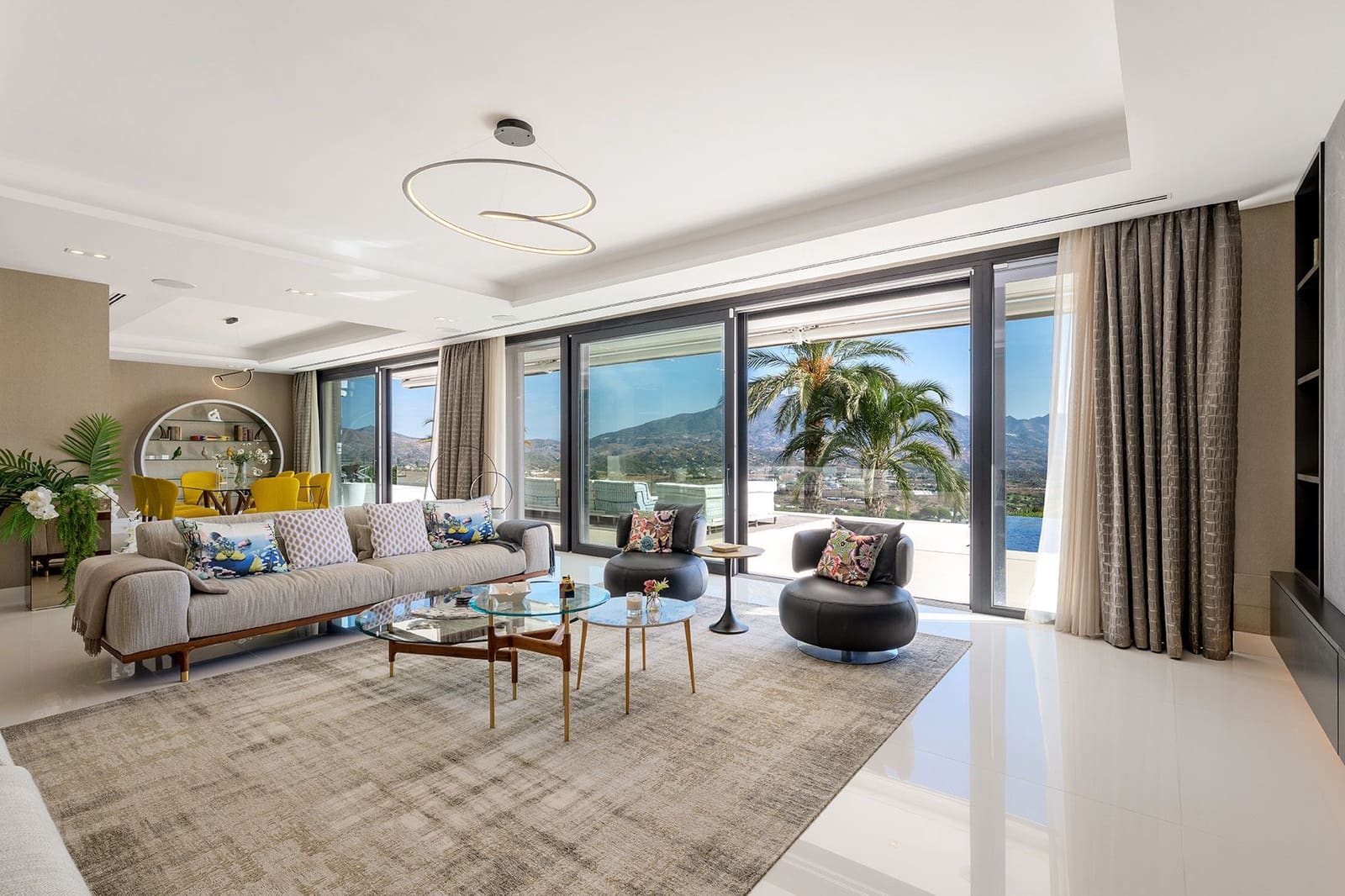 4 soveværelse Villa til salg i Mijas med swimmingpool garage - € 3.750.000 (Ref: 10142579)