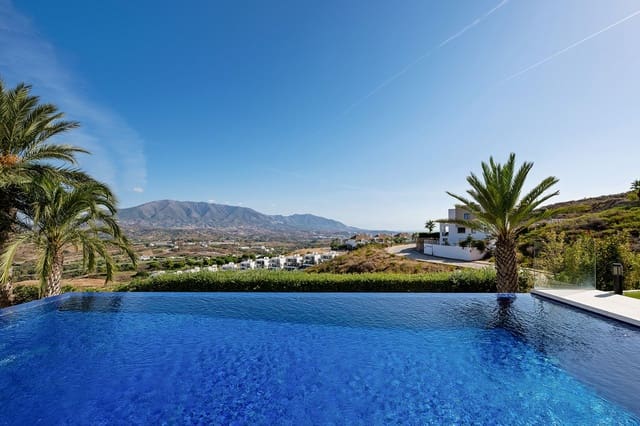 4 soveværelse Villa til salg i La Cala Golf - Lagar Martell, Mijas med swimmingpool garage - € 3.750.000 (Ref: 10142579)