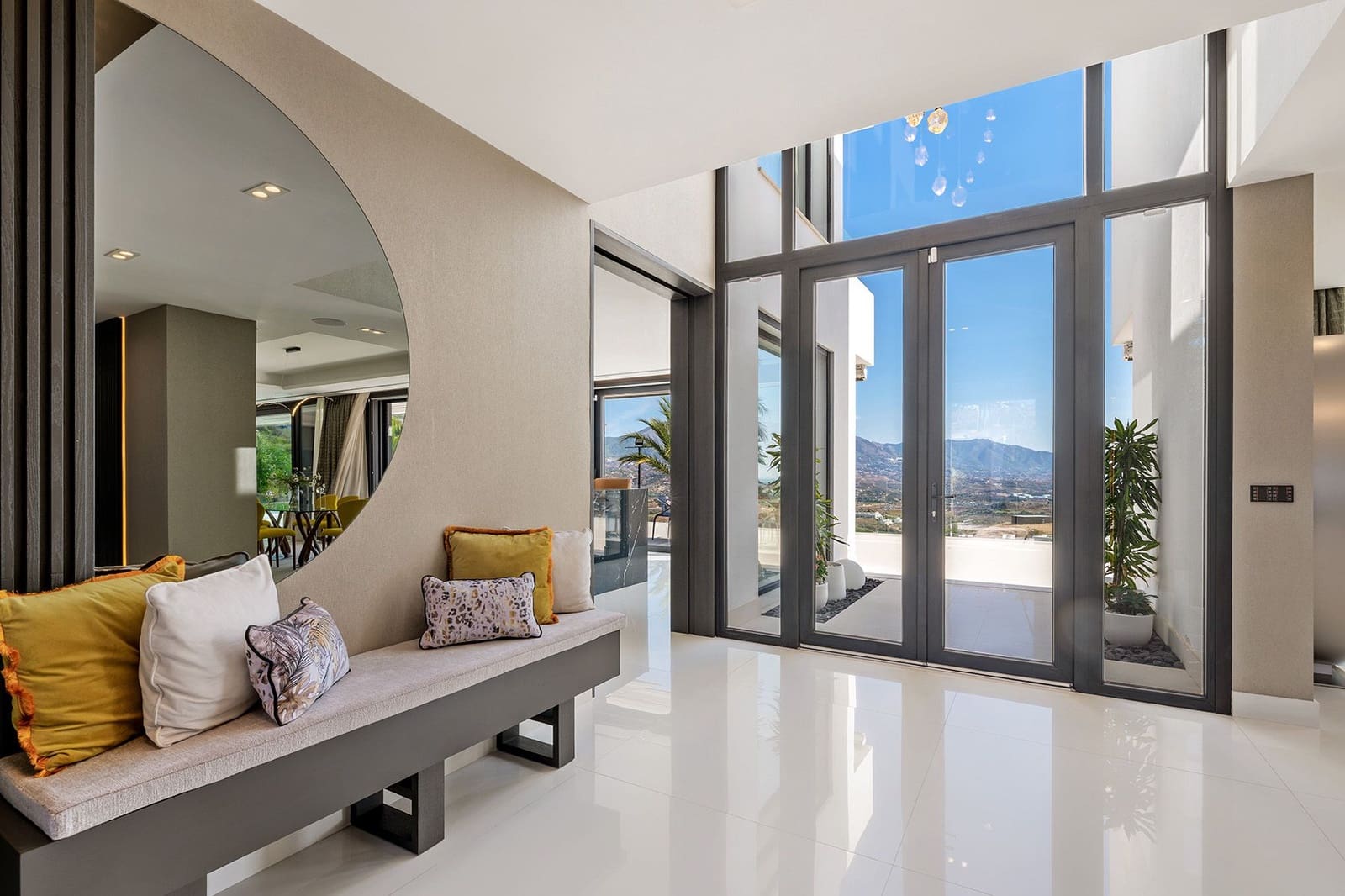 4 soveværelse Villa til salg i Mijas med swimmingpool garage - € 3.750.000 (Ref: 10142579)