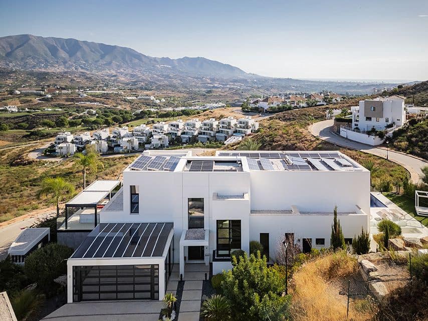4 soveværelse Villa til salg i Mijas med swimmingpool garage - € 3.750.000 (Ref: 10142579)