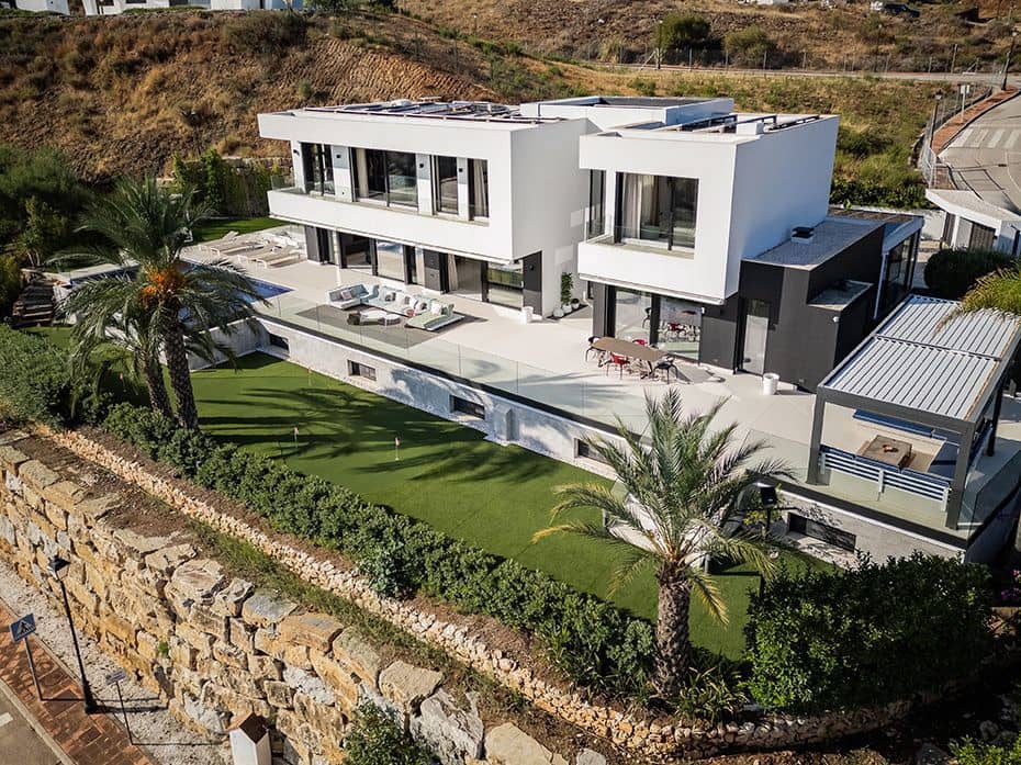 4 soveværelse Villa til salg i Mijas med swimmingpool garage - € 3.750.000 (Ref: 10142579)